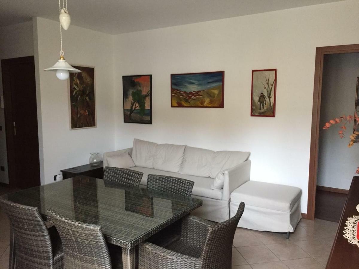Villa Casa Girasole Fino Mornasco Exterior foto